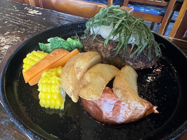 レストラン＆カフェバー りんご日和（Restaurant & cafe bar りんご日和） - 新青森（ステーキ）の写真