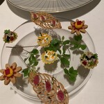 ロオジエ - 一品目のアミューズ　ディテールまで手が込んでます。