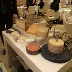 ロオジエ - フロマージュがコースに組み込まれております。　王道です。