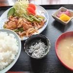 Tatsumi Shiyokudou - ★肉炒め定食[830円]