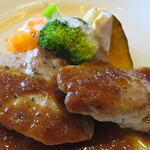 カフェレストラン アンジュール -  その日の肉料理ランチ　1,100円(税込み)