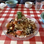 トラットリア・バンビーナ 筑縄店 - 生ハムとモッツァレラの冷製トマトパスタ