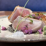 炭焼 おかげさん - 高坂鶏胸と腿のたたき