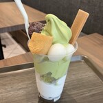 菓匠茶屋 - 料理写真:抹茶デラックスソフト