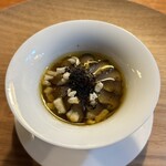 HIGASHITANI  - 鹿のすじ肉 フォアグラ 椎茸の茶碗蒸し 文旦の皮 カカオ
