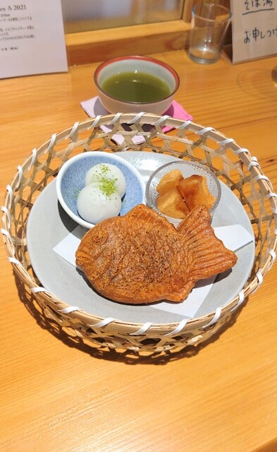 風と陽なたとそばの花 - 七日町（そば）の写真