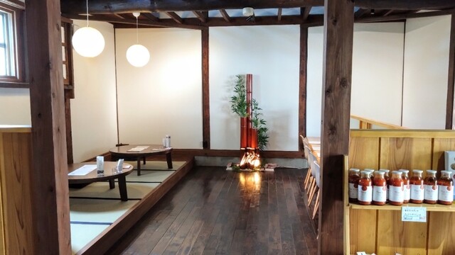 風と陽なたとそばの花 - 七日町（そば）の写真