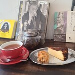 カッフェ ビアンコ - カッフェビアンコのチーズケーキ～ジェラート添え～(800円)