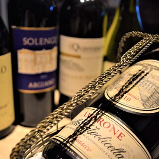 ソムリエが選ぶワインは勿論、カクテルやソフトドリンクも充実