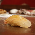 鮨 しみづ - 10日間熟成 長崎県平戸産平目