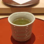 鮨 しみづ - 熱い緑茶