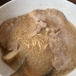 古民家ヌードゥル 黒揚羽森住 - 程々に柔らかく、くどくないチャーシュー