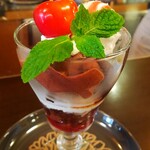 CAFE CUPOLA mejiro - さくらんぼのグラスデザート