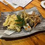 活海酒 - 穴子の天ぷら・野菜・骨！