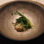 6 - 夜光貝　16時間蒸し　ロックチャイブ