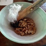 蕎麦屋蛍 - くるみダレ