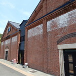 生け簀の甲羅 - 店のある倉庫