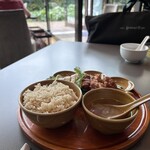 TRIPLE ONE Singapore & Chinese Cuisine - 