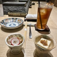 焼鳥 くまわき - 先付け2種(鶏皮？？と鶏節豆腐)