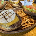クアアイナ - チーズバーガーセット