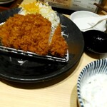 とんかつ 神楽坂 さくら - 三元豚ロースかつ定食