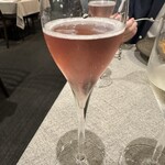 月夕堂 - ラベンダー×白ワイン風のノンアルドリンク。こんなに美味しいノンアルは初めてです。ボトルで販売してほしい…。