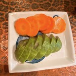 タイニーカフェ - アボカドの糠漬け