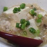 炭火焼鳥 おんどり - 選べるお通しから、鶏ひき白肉麻婆豆腐