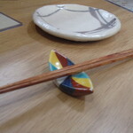 炭火焼鳥 おんどり - 箸と箸置き