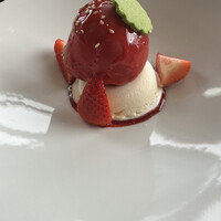 THE COSMOPOLITAN GRILL BAR TERRACE - 