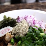 自家製麺 ら～めん かり屋 - 魔法の粉