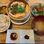 CAFE&DINING Three8 - 