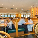 サイゼリヤ - お客さんでいっぱい♪