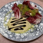 レフ アオキ - 前菜/鰹の変わりパン粉かけ　焼きなすのクーリー バルサミコのクリーム