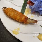 銀座 大石 - 郡上鮎のコンフィ；ジャガイモの細切りで巻いて