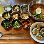 コリアン キッチン プチマン - キンパ＆冷麺セット