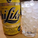 やっこ - ビールでお腹が膨れてきたのでチューハイにチェンジです。