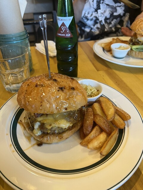 ハンバーガーショップ ブルービーバーガーズ （Blue-B BURGERS） - 北鈴蘭台