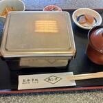 魚しげ - うな重　松　3700円（税込み4070円）