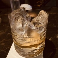 DINING & BAR TABLE 9 TOKYO - 