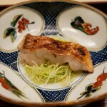 片折 - 甘鯛炭火焼き レタス千切り