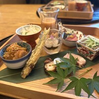 肉和食 月火水木金土日 - 