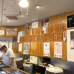 まぐろ人 - カウンターからの景色、メニュー