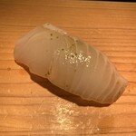 まぐろ人 - ヒラメの昆布締め