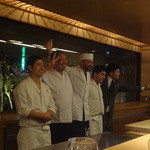 一心鮨 光洋 - 真ん中にアレクサンドルバン氏をおいて