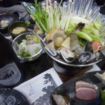 屋形船 平井 - 天ぷらで満腹、鍋の海鮮には手を付けられず・・・