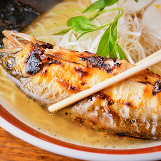 鮎ラーメン_2