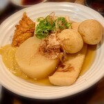 よって屋 - おでん盛り5種 748円