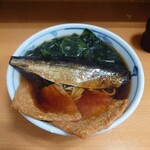 加賀 - きつね そば・うどん、500円
      + にしん姿煮、340円。