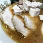 麺家 たいせい - プースーの風呂に浸かる者たち